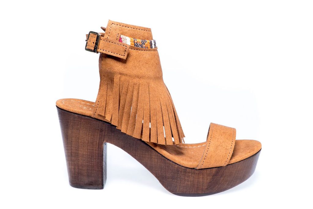 fringed-sandals