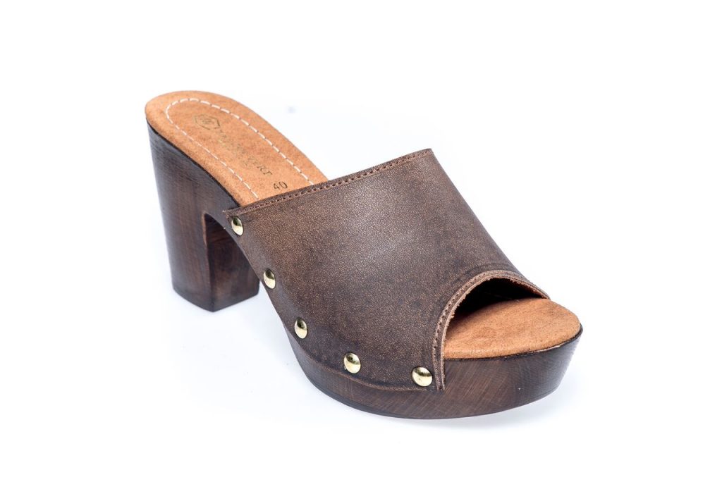 clogs